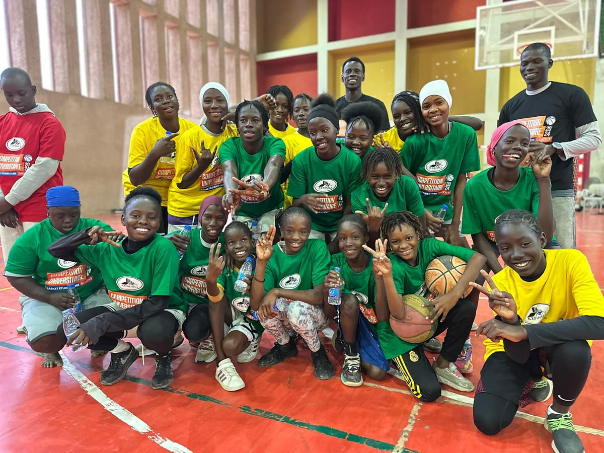 Entraînement lors du clinic de basketball