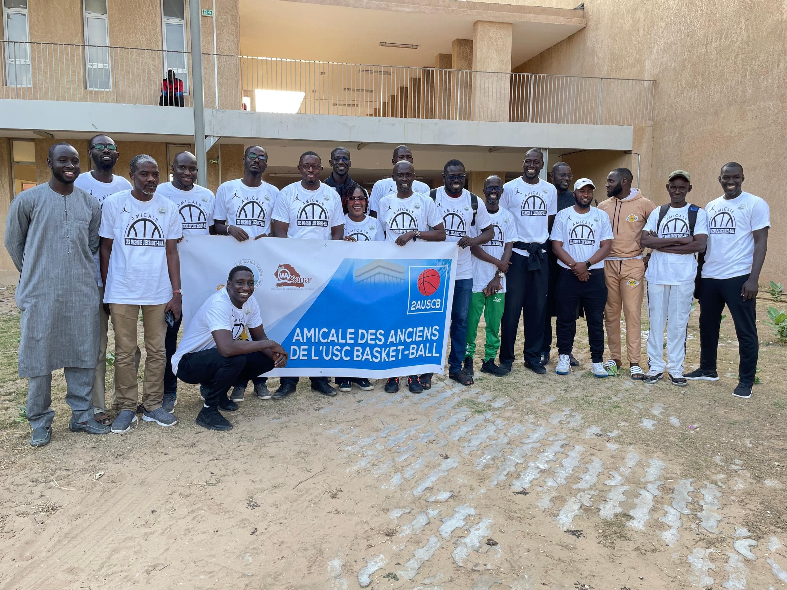 AU SERVICE DU SPORT UNIVERSITAIRE